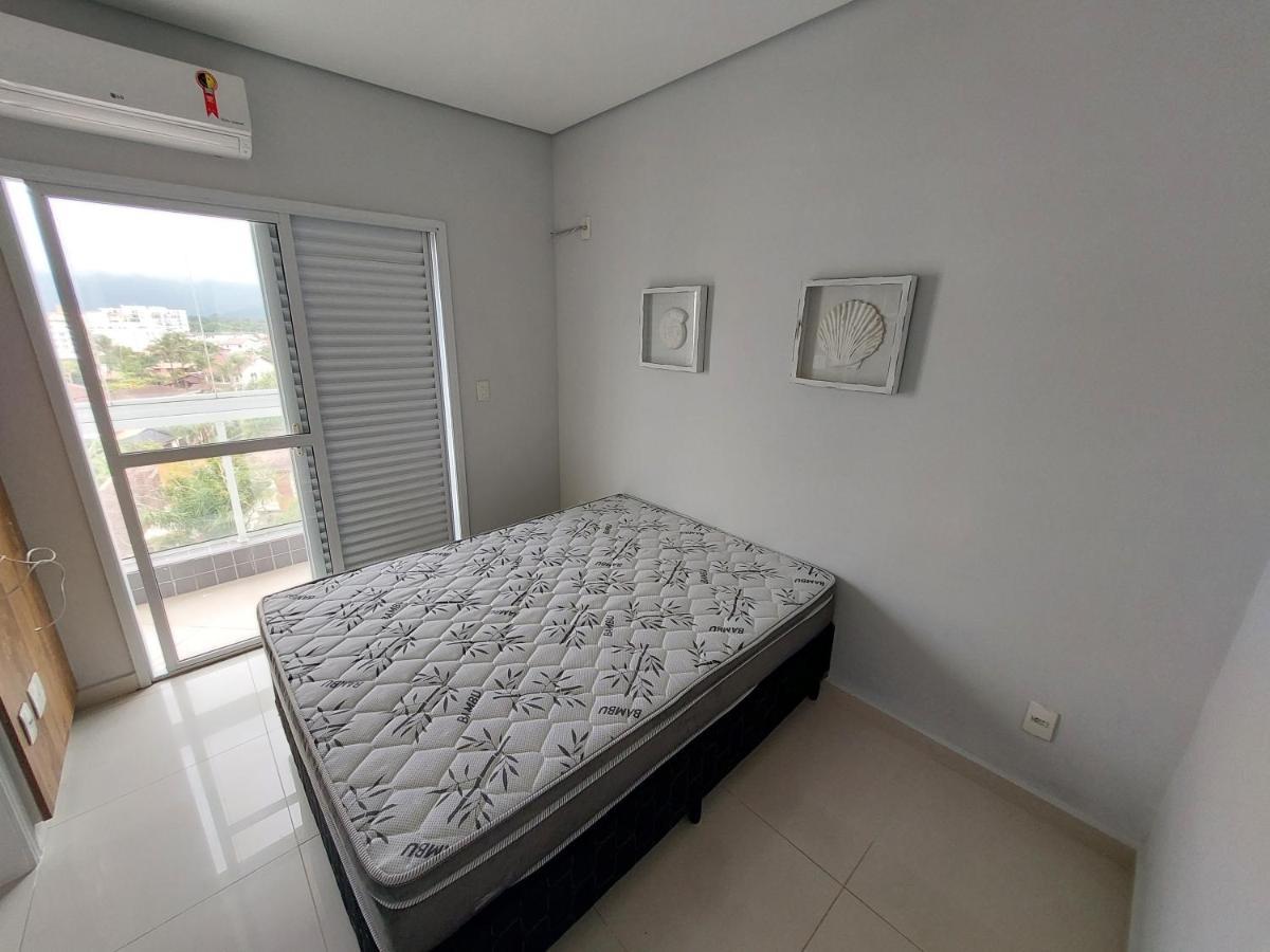 Apartamento A 50M Praia Maitinga, Wifi, Churrasqueira Na Varanda Bertioga Ngoại thất bức ảnh